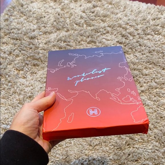 Wanderlust planner and journal for travels - Picture 10 of 13